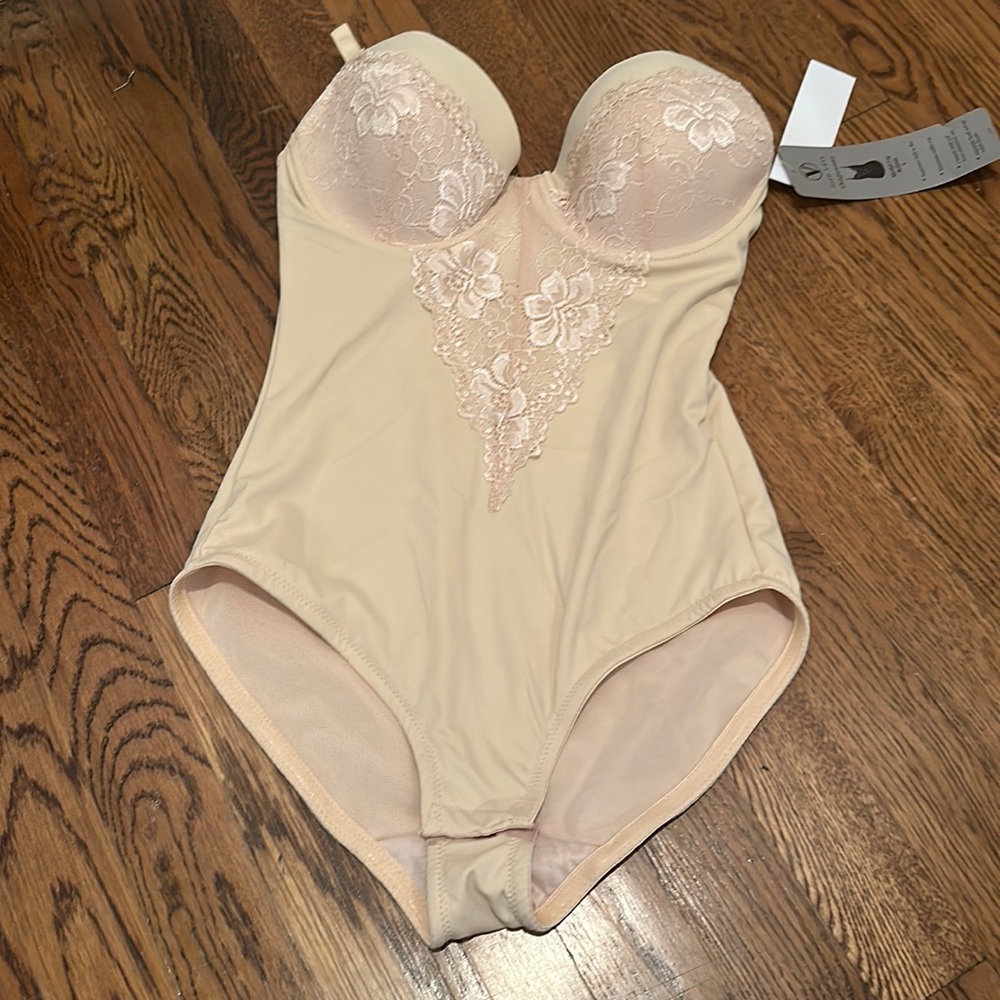 Joan Vass M NWT Shapewear Bodysuit Nude